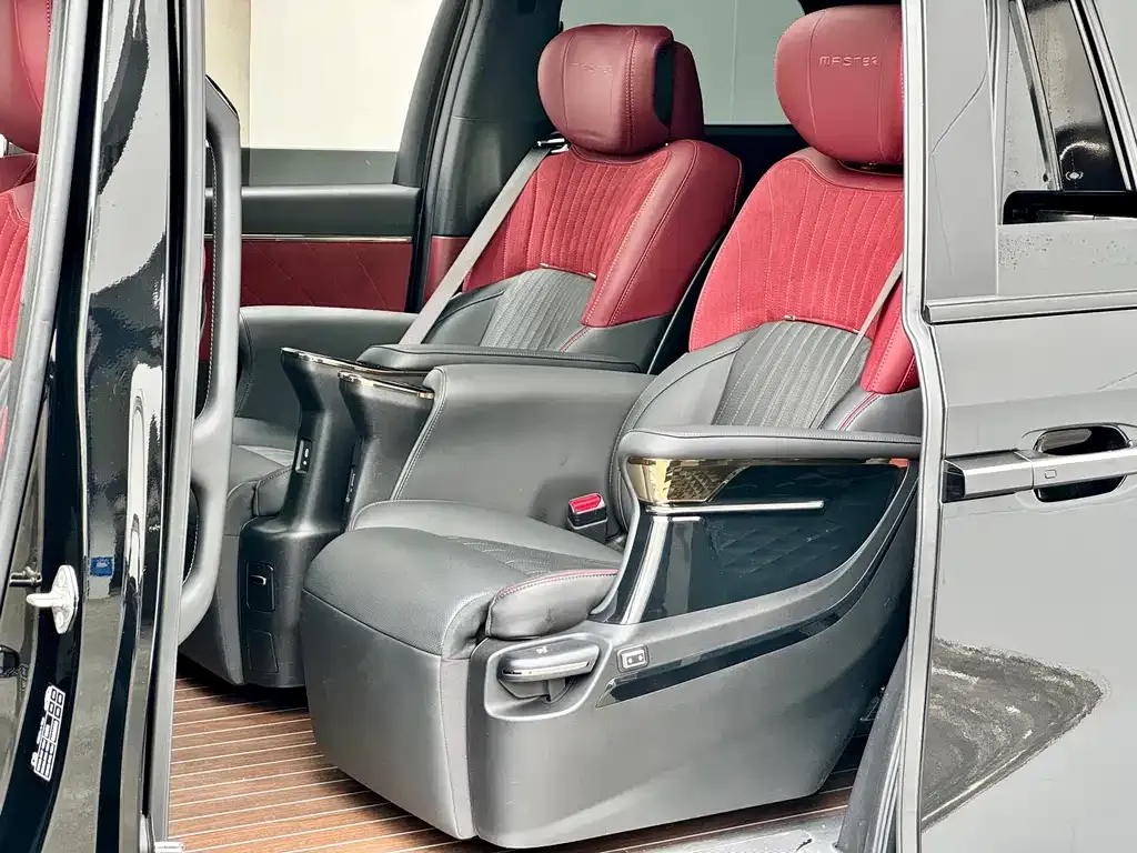 GAC Motor Trumpchi M8 — фото 6