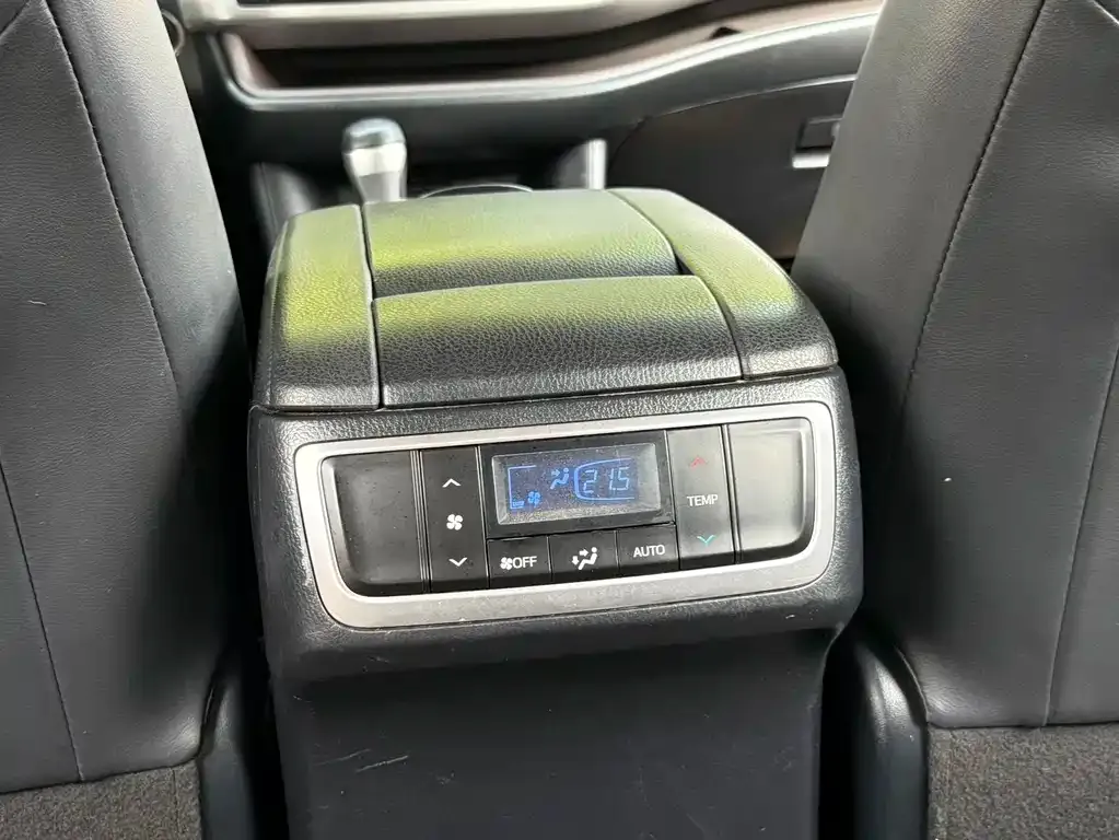 Toyota Highlander 2021 из CN, фото 6
