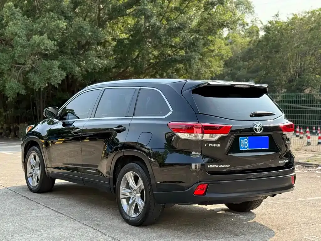 Toyota Highlander 2021 из CN, фото 8