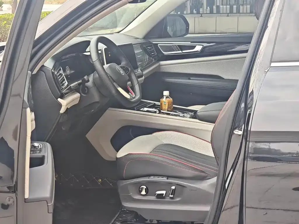 Volkswagen Teramont 2023 из CN, фото 6