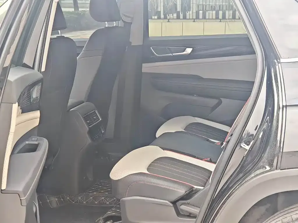 Volkswagen Teramont 2023 из CN, фото 2