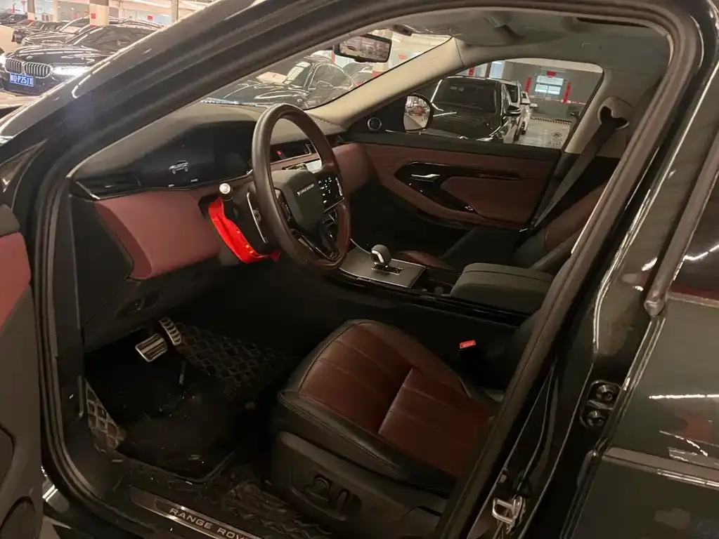 Land Rover Evoque 2024 из CN, фото 5