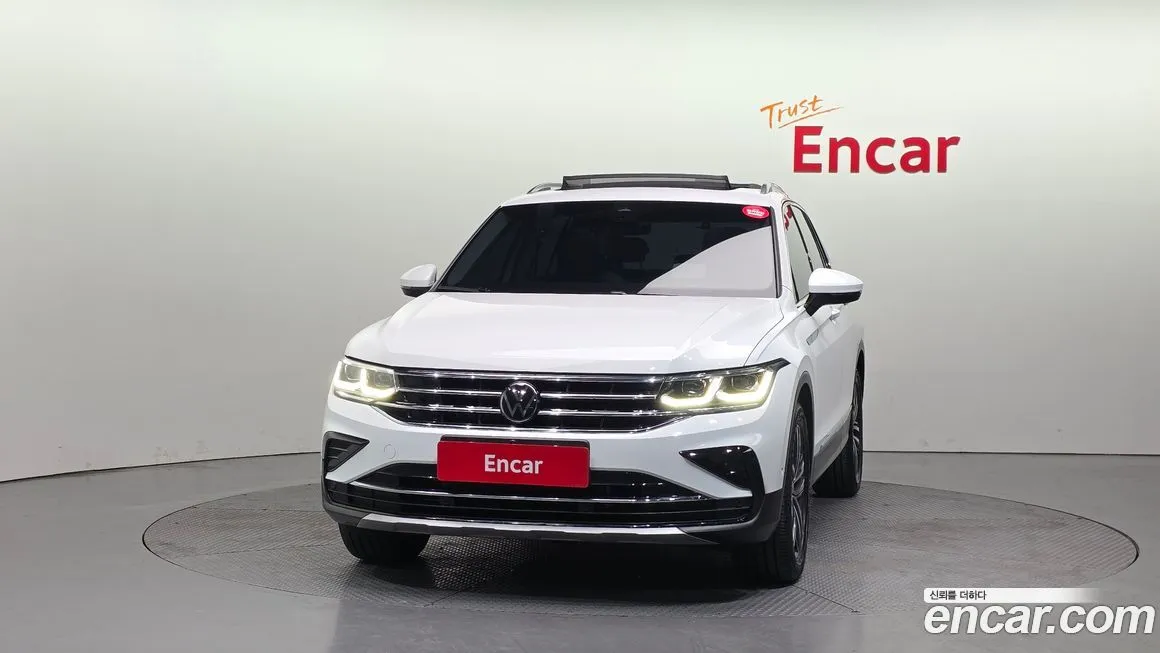 Volkswagen Tiguan — фото 2