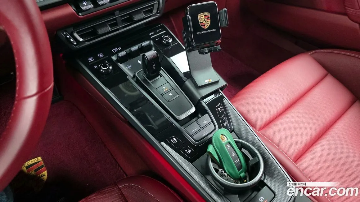 Porsche 911 2024 из KR, фото 10