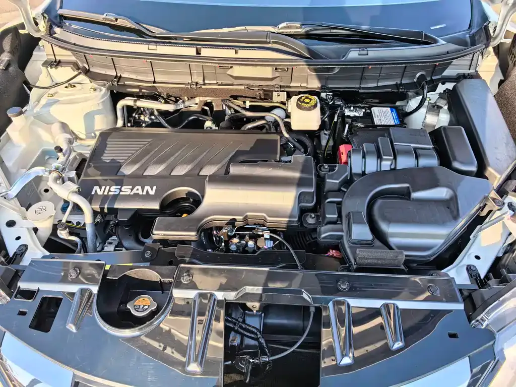 Nissan X-Trail — фото 10
