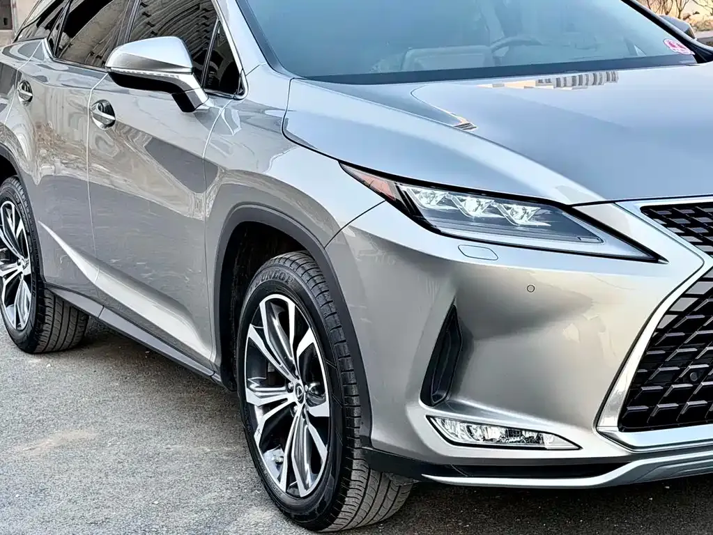 Lexus RX — фото 9