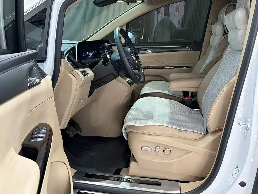 Buick GL8 Hybrid — фото 7