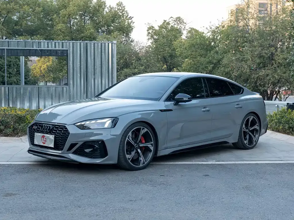 Audi RS 5 2023 из CN, фото 1