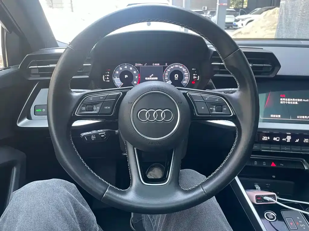 Audi A3 — фото 7