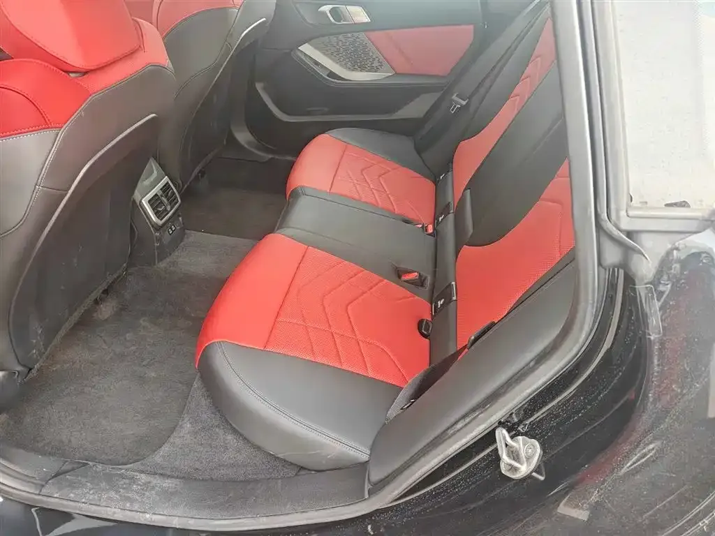 BMW 2 Series 2025 из CN, фото 6