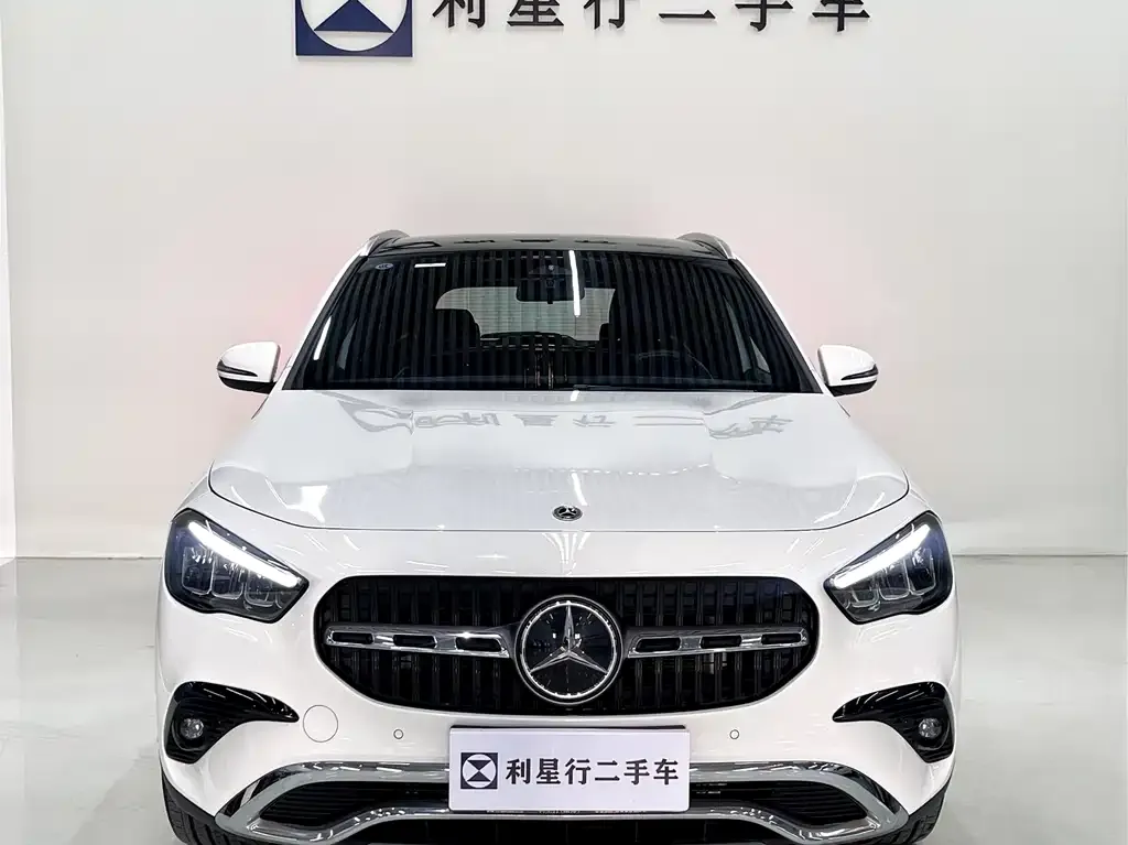Mercedes-Benz GLA — фото 9