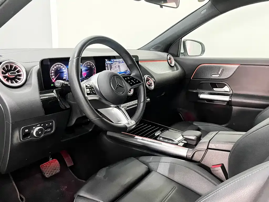 Mercedes-Benz GLA — фото 3