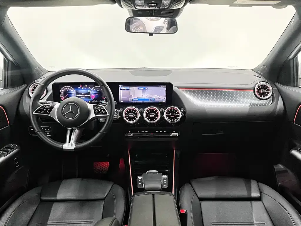 Mercedes-Benz GLA — фото 7