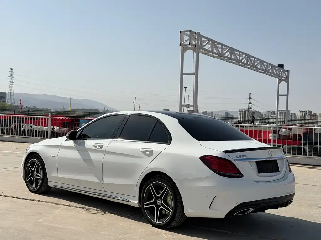 Mercedes-Benz C-Class — фото 4
