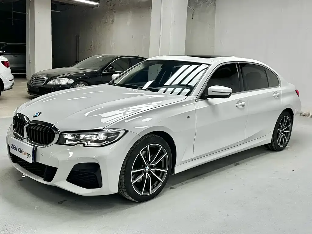 BMW 3 Series 2021 из CN, фото 1