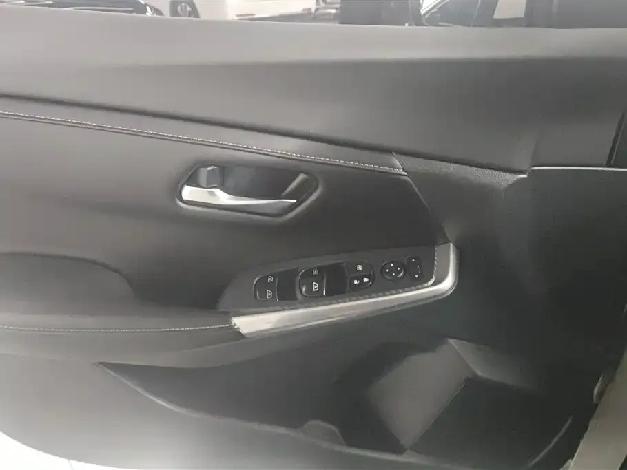 Nissan Sylphy 2023 из CN, фото 4