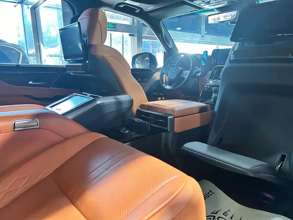 Lexus LX 2026 из CN, фото 7