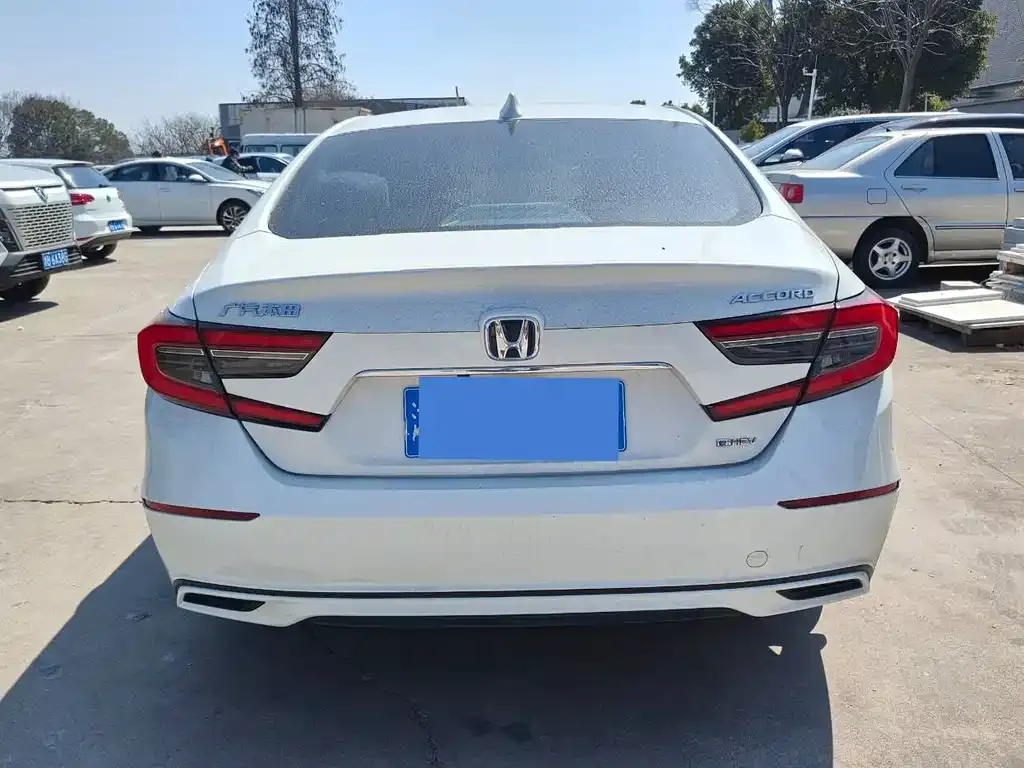 Honda Accord — фото 4