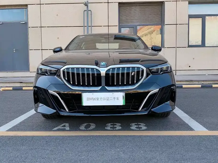 BMW i5 2025 из CN, фото 8