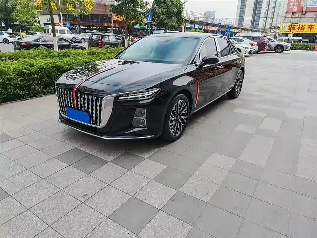 Hongqi H5 — фото 1