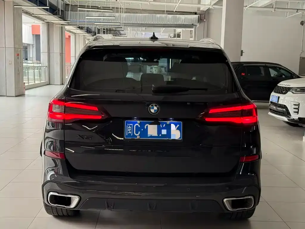 BMW X5 2022 из CN, фото 2