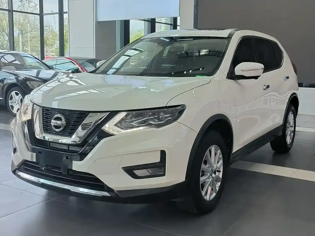 Nissan X-Trail 2021 из CN, фото 1