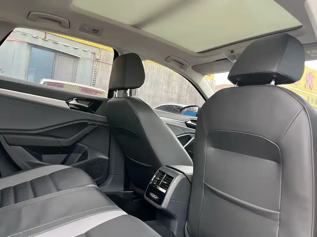 Volkswagen Sagitar 2022 из CN, фото 2