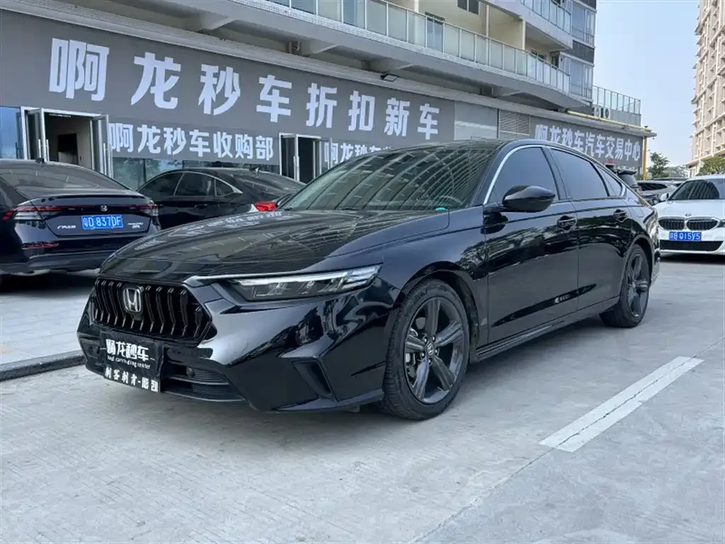 Honda Inspire — фото 1
