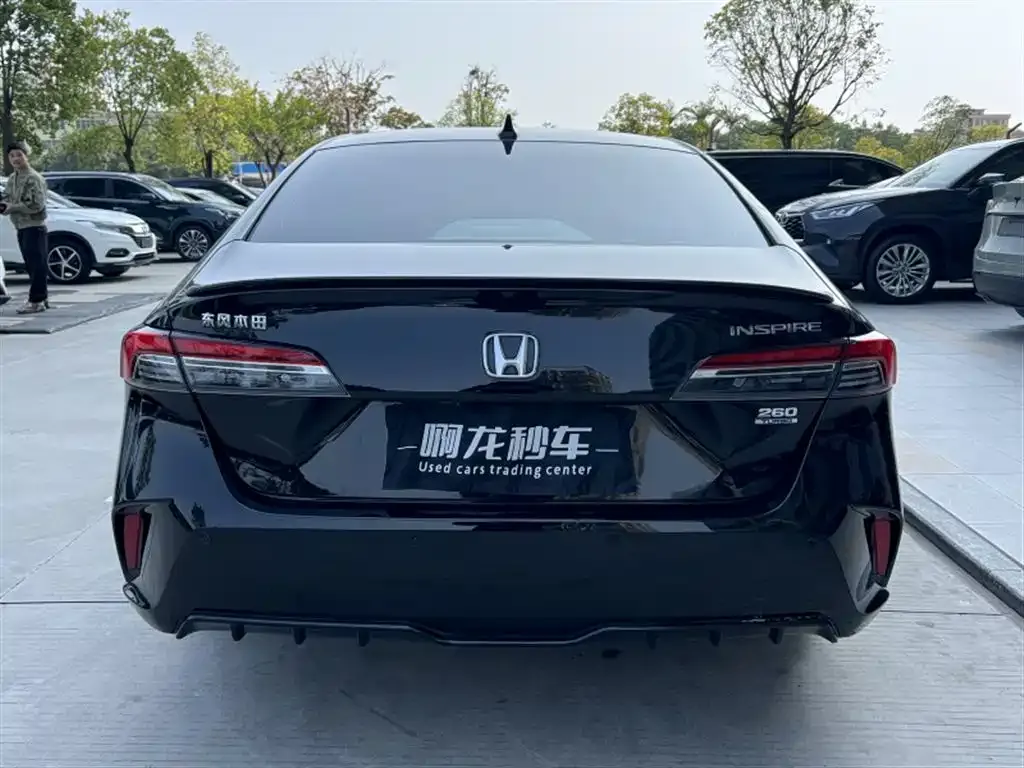 Honda Inspire — фото 8