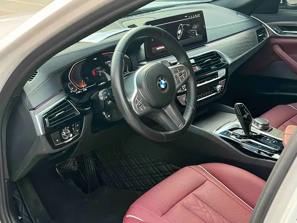 BMW 5 Series — фото 2