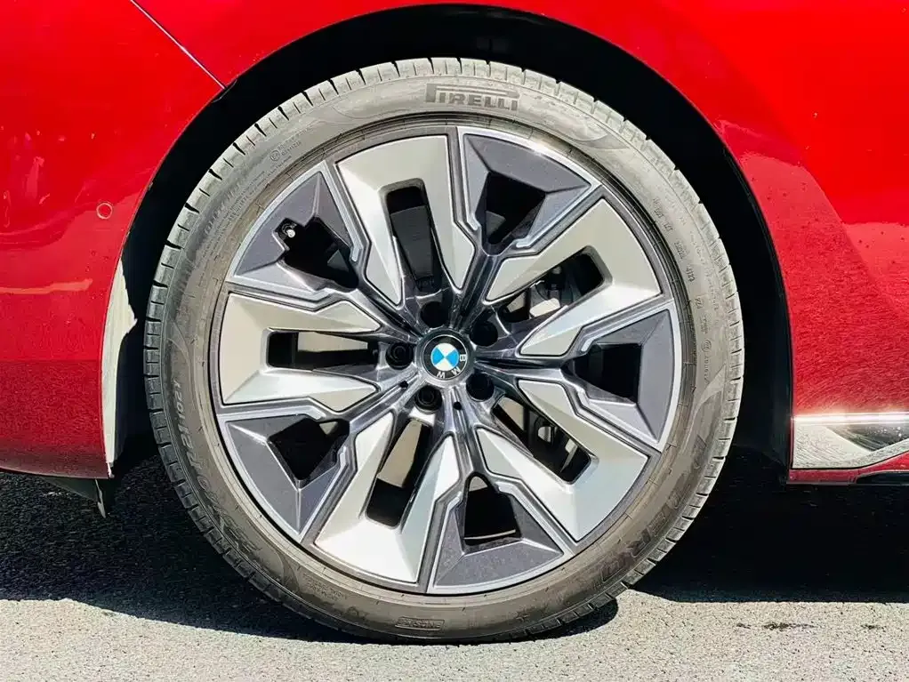 BMW 7 Series 2025 из CN, фото 3