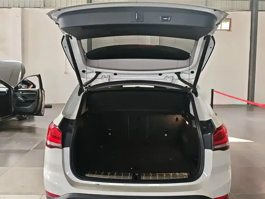 BMW X1 2021 из CN, фото 2