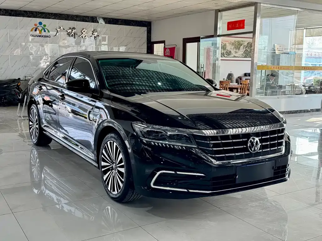 Volkswagen Passat — фото 9