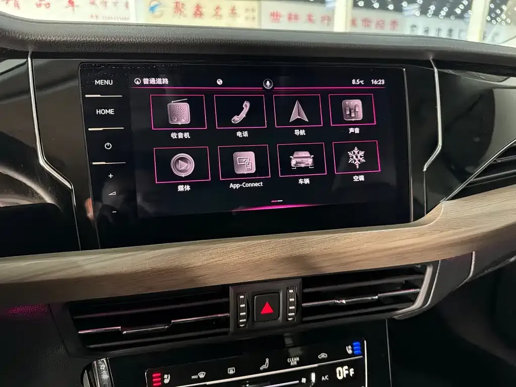 Volkswagen Passat — фото 6