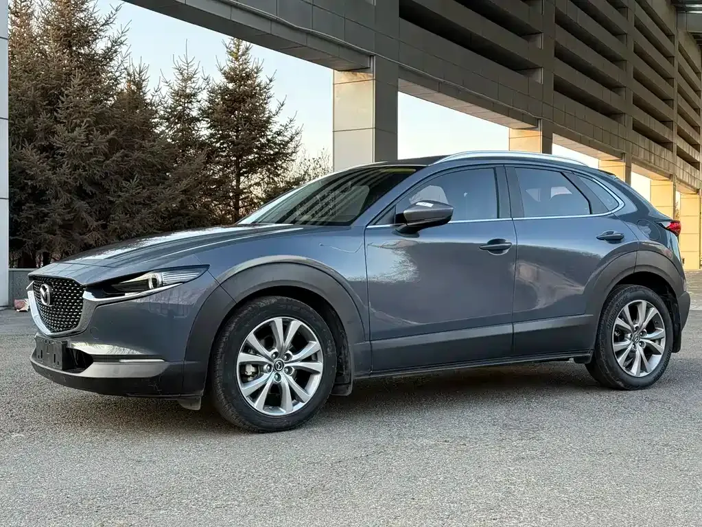 Mazda CX-30 — фото 1