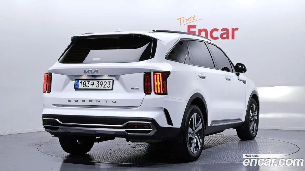 Kia Sorento — фото 6