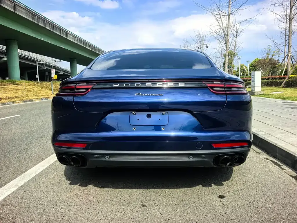 Porsche Panamera — фото 6