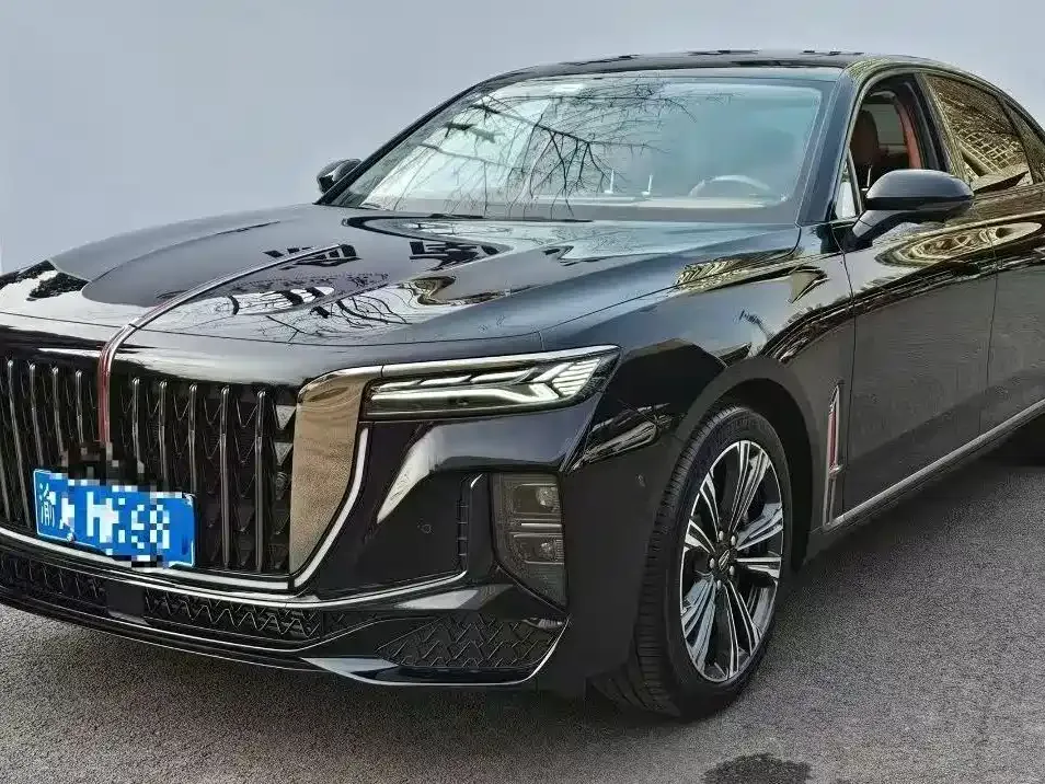 Hongqi H9 — фото 1