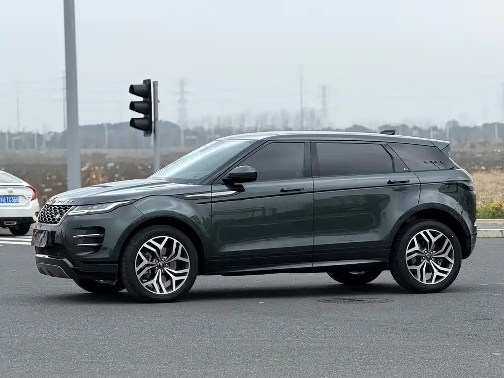 Land Rover Evoque — фото 4