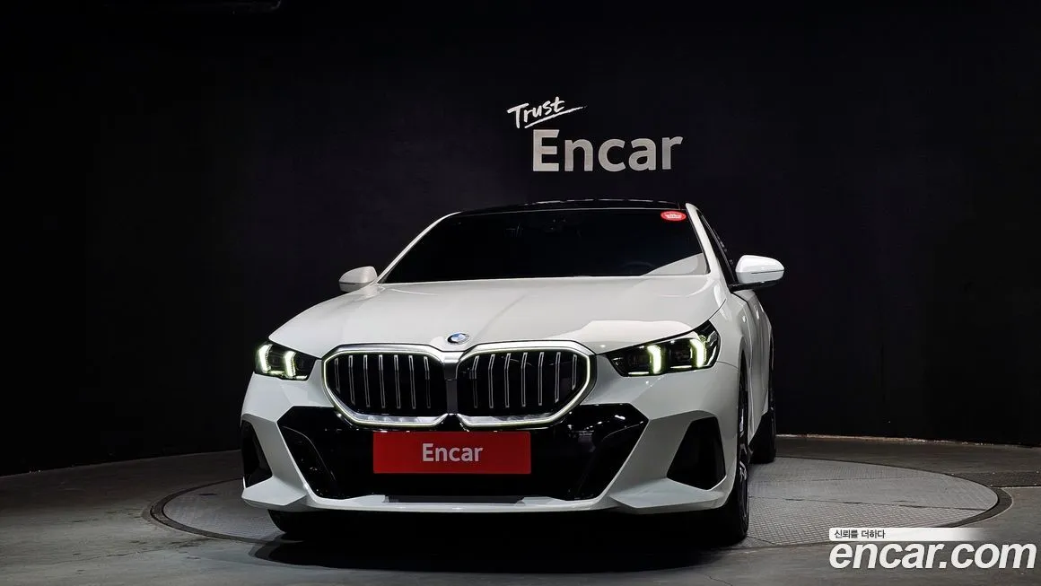 BMW 5-Series 2024 из KR, фото 3