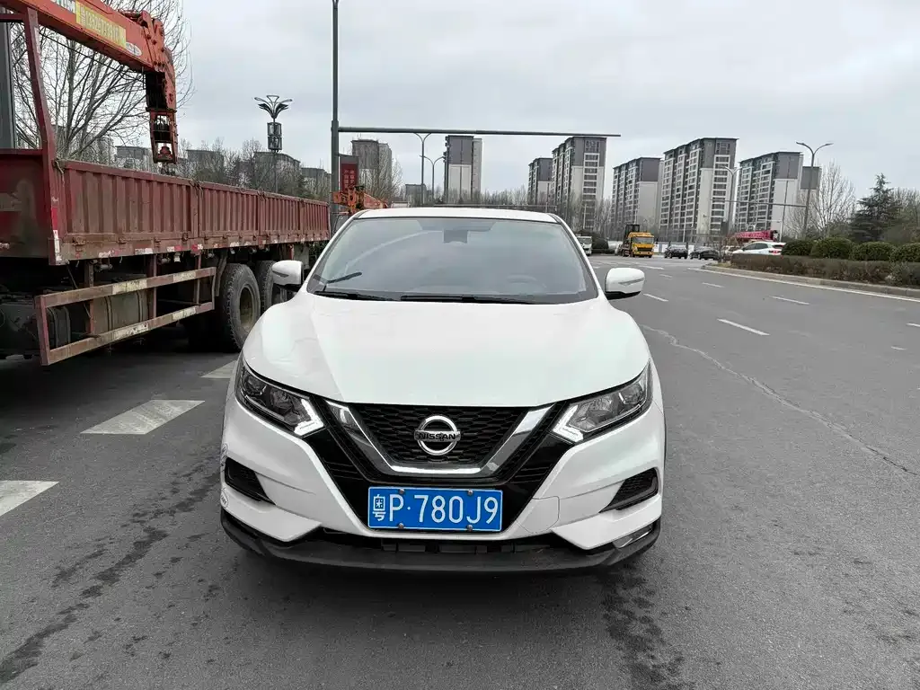 Nissan Qashqai — фото 6