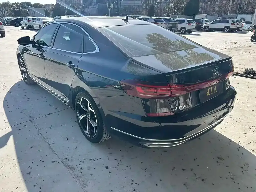 Volkswagen Passat — фото 2