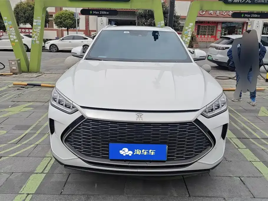 BYD PLUS New Energy — фото 10
