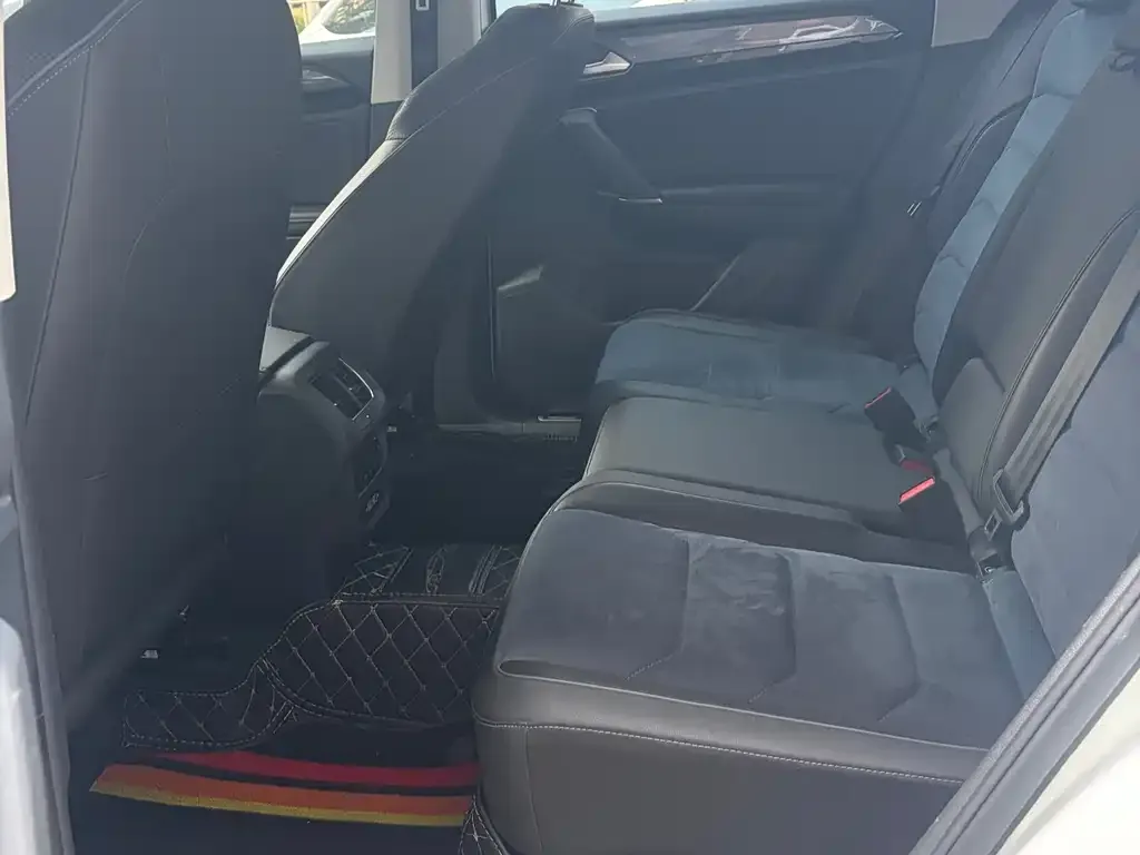 Volkswagen Tayron X 2021 из CN, фото 2