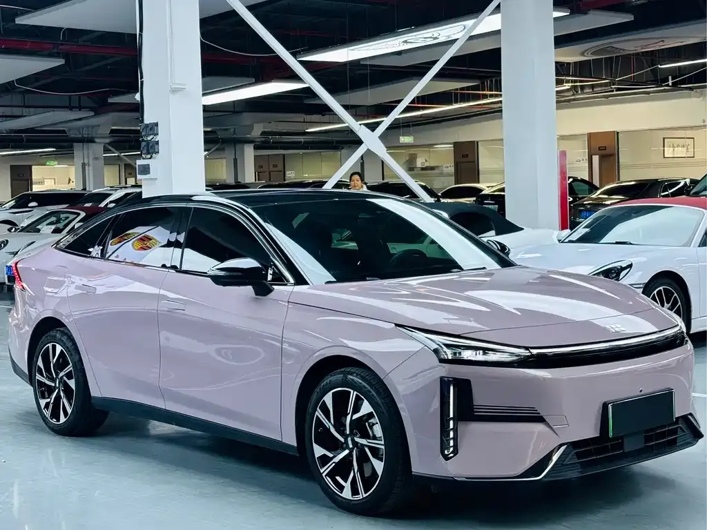 Geely Galaxy L6 2025 из CN, фото 4