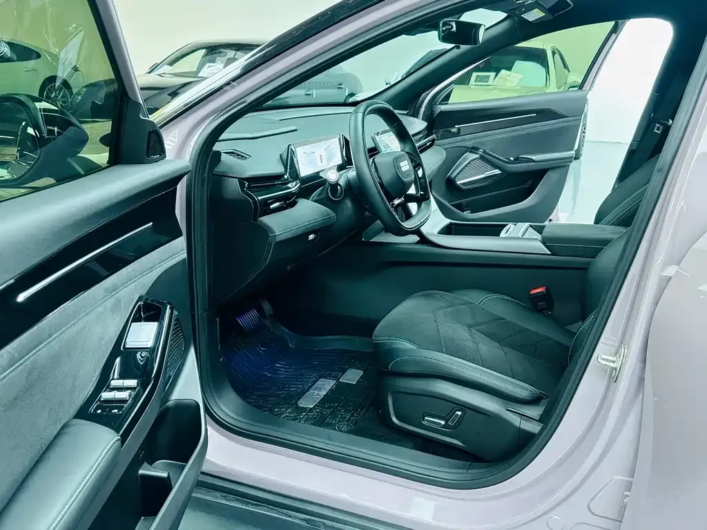 Geely Galaxy L6 2025 из CN, фото 10