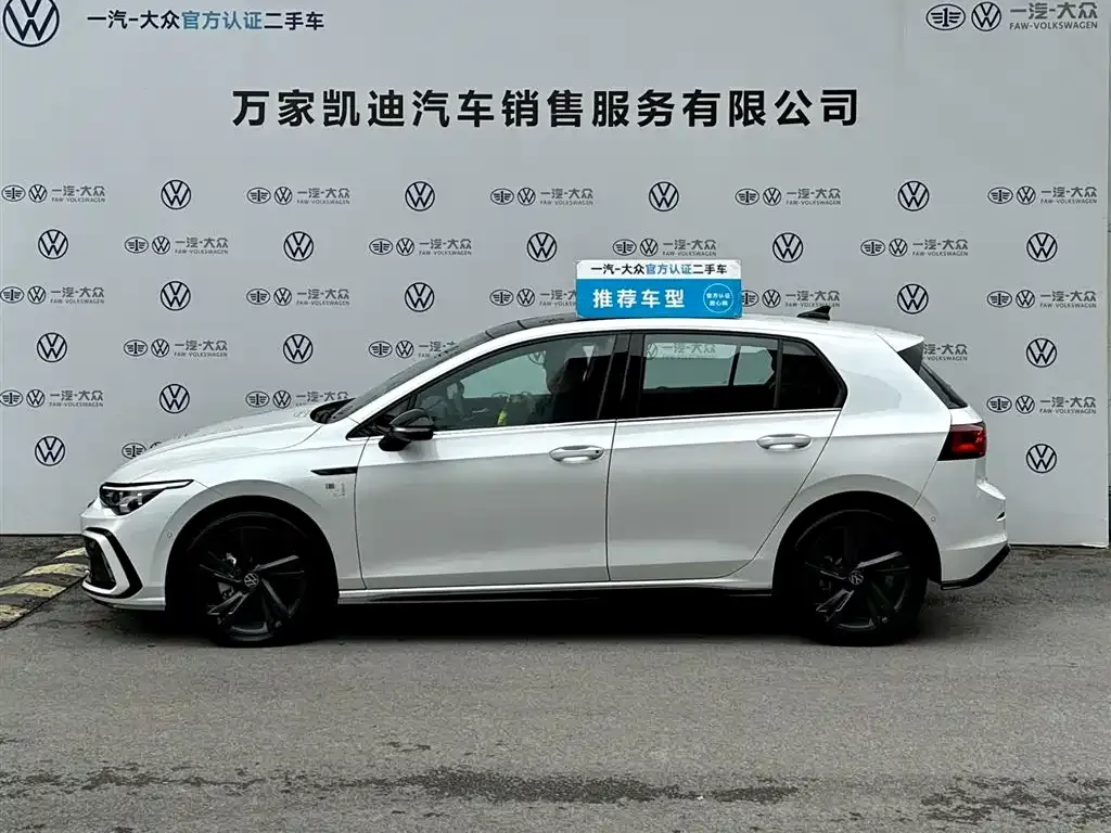 Volkswagen Golf 2022 из CN, фото 3