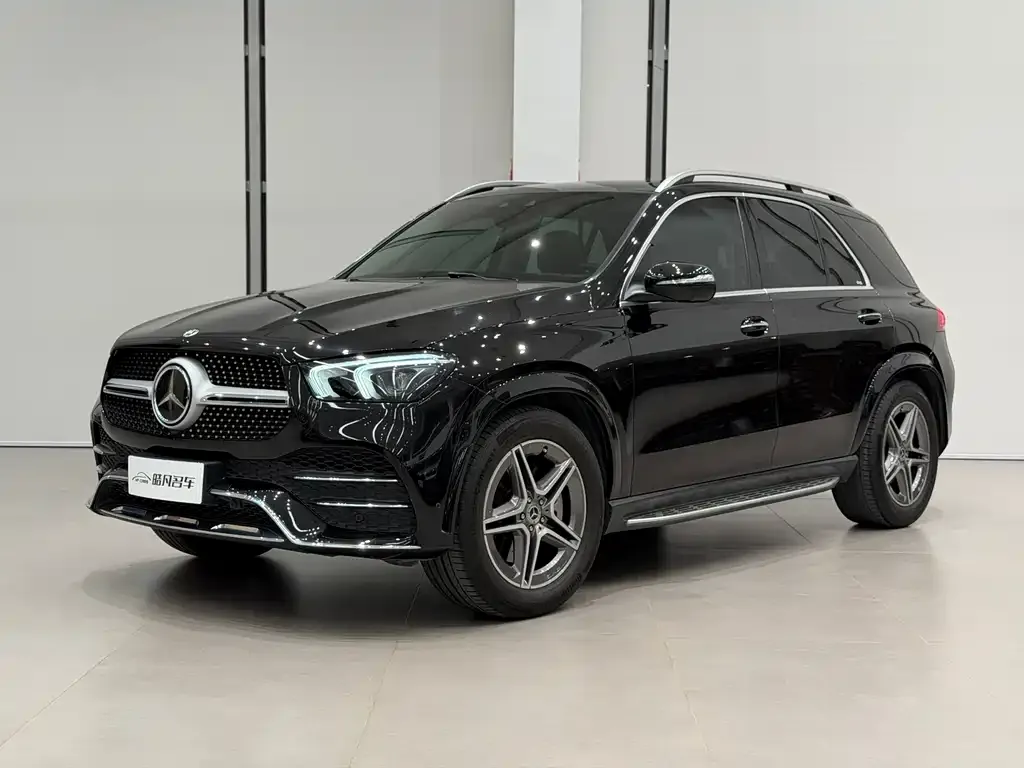 Mercedes-Benz GLE — фото 1