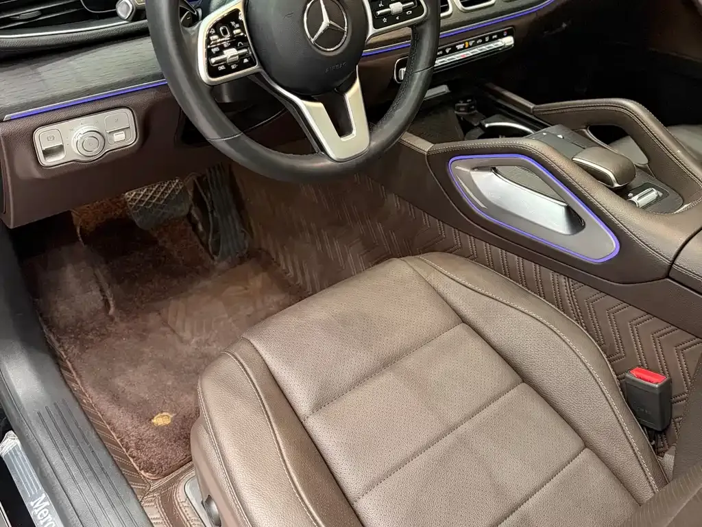 Mercedes-Benz GLE — фото 10