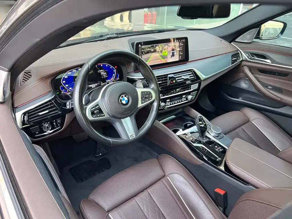 BMW 5 Series — фото 2